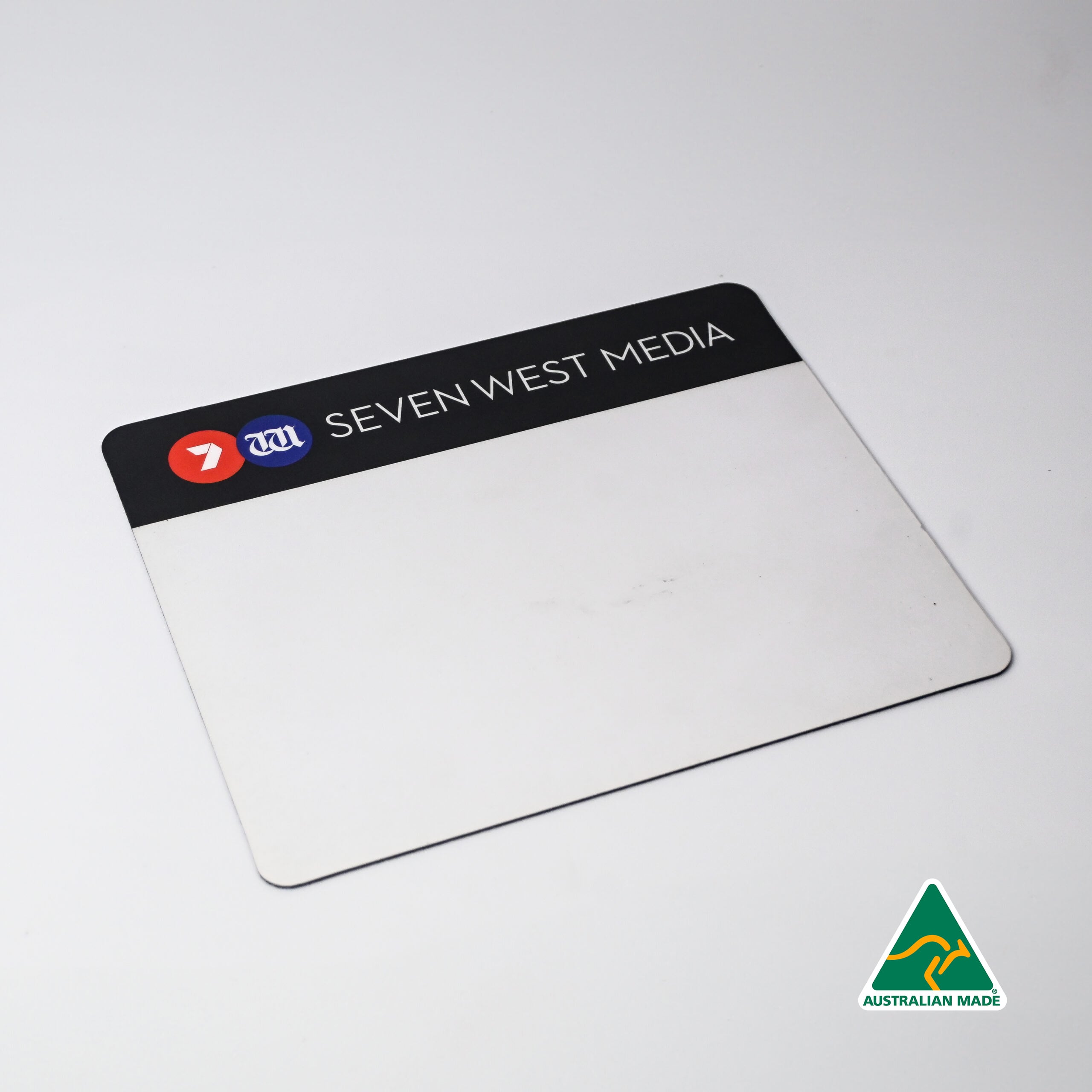 Flip-Top Mouse Mat (230mm x 190mm x 1mm Natural Rubber)