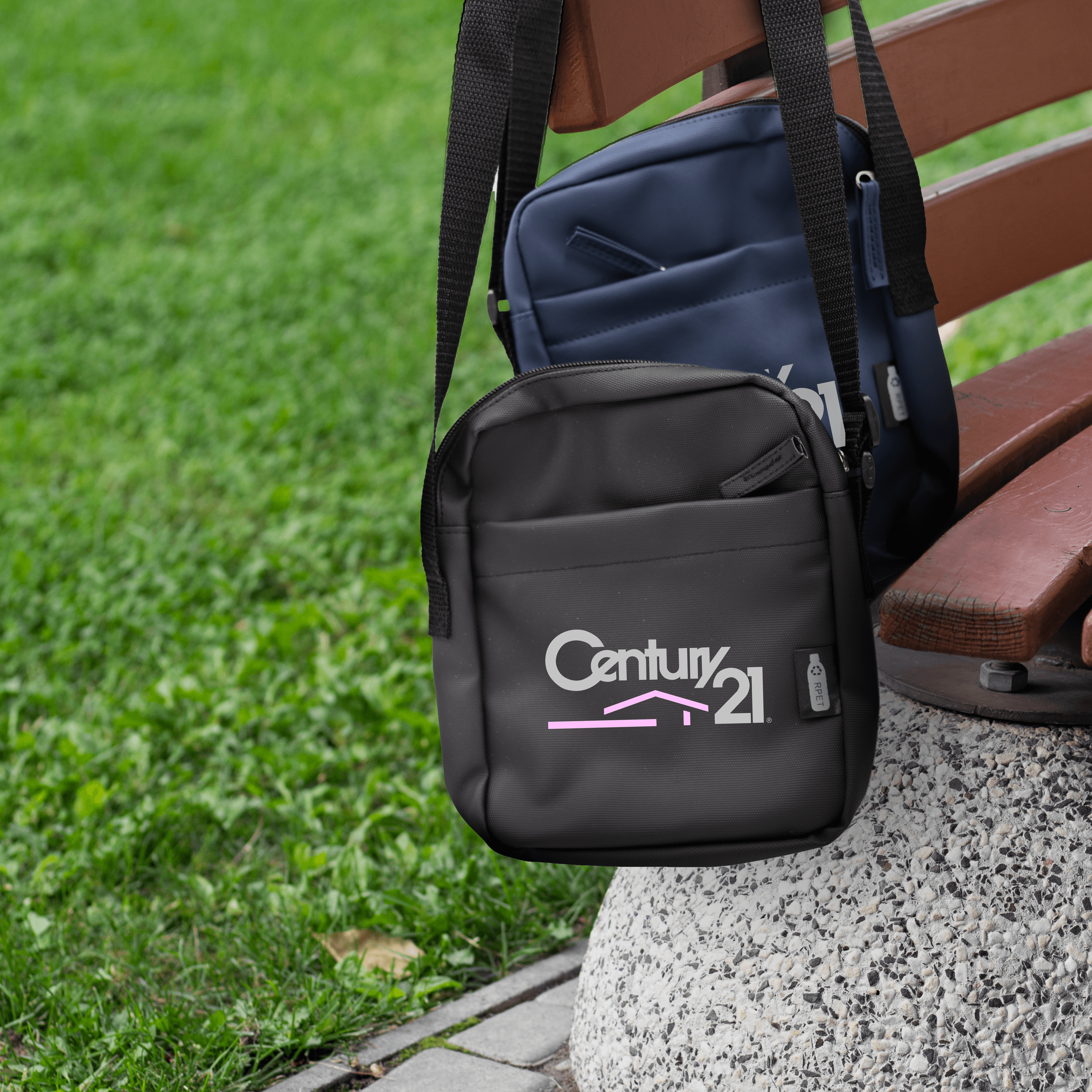 The Traveller RPET Messenger Bag